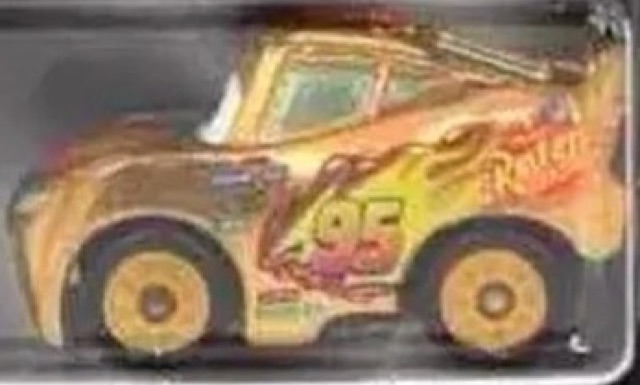 Cars 3 Gold Lightning McQueen
